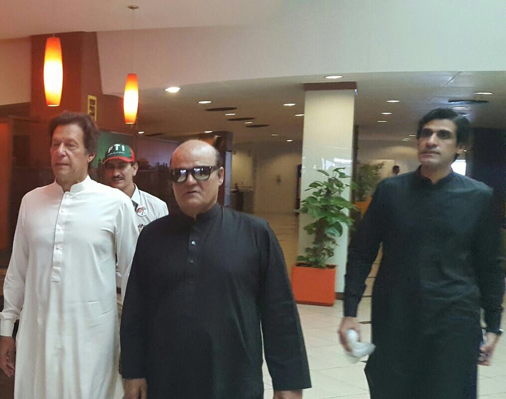 Imran Khan and Tahir Anjum  in Lahore on Apr. 19