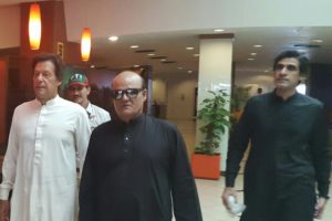 Imran Khan and Tahir Anjum  in Lahore on Apr. 19