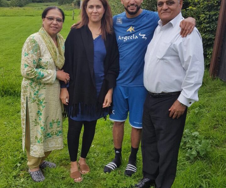 Tahir Anjum & Wife , Amir Khan(Boxer) and His Parents on Apr. 23 in London